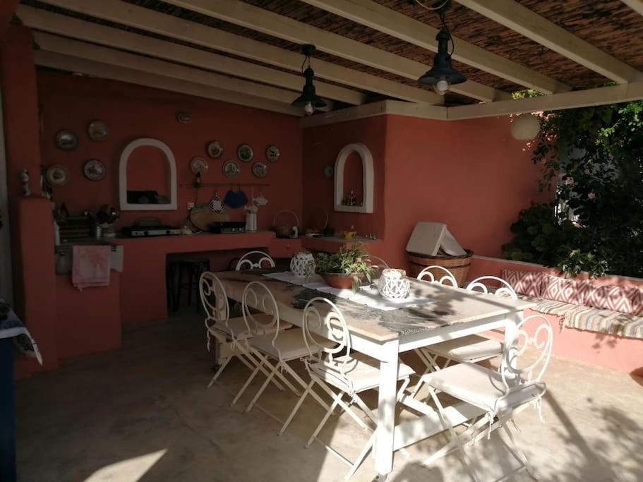 Villa Casa Dei Melograni At Vourlidia Leros Vromolithos Exterior foto