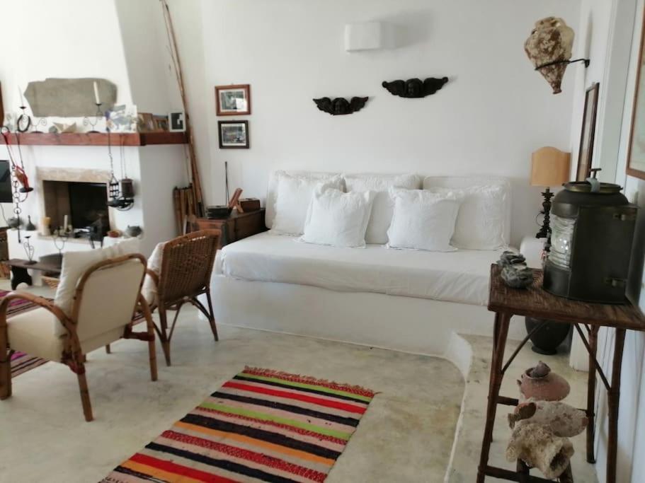 Villa Casa Dei Melograni At Vourlidia Leros Vromolithos Exterior foto